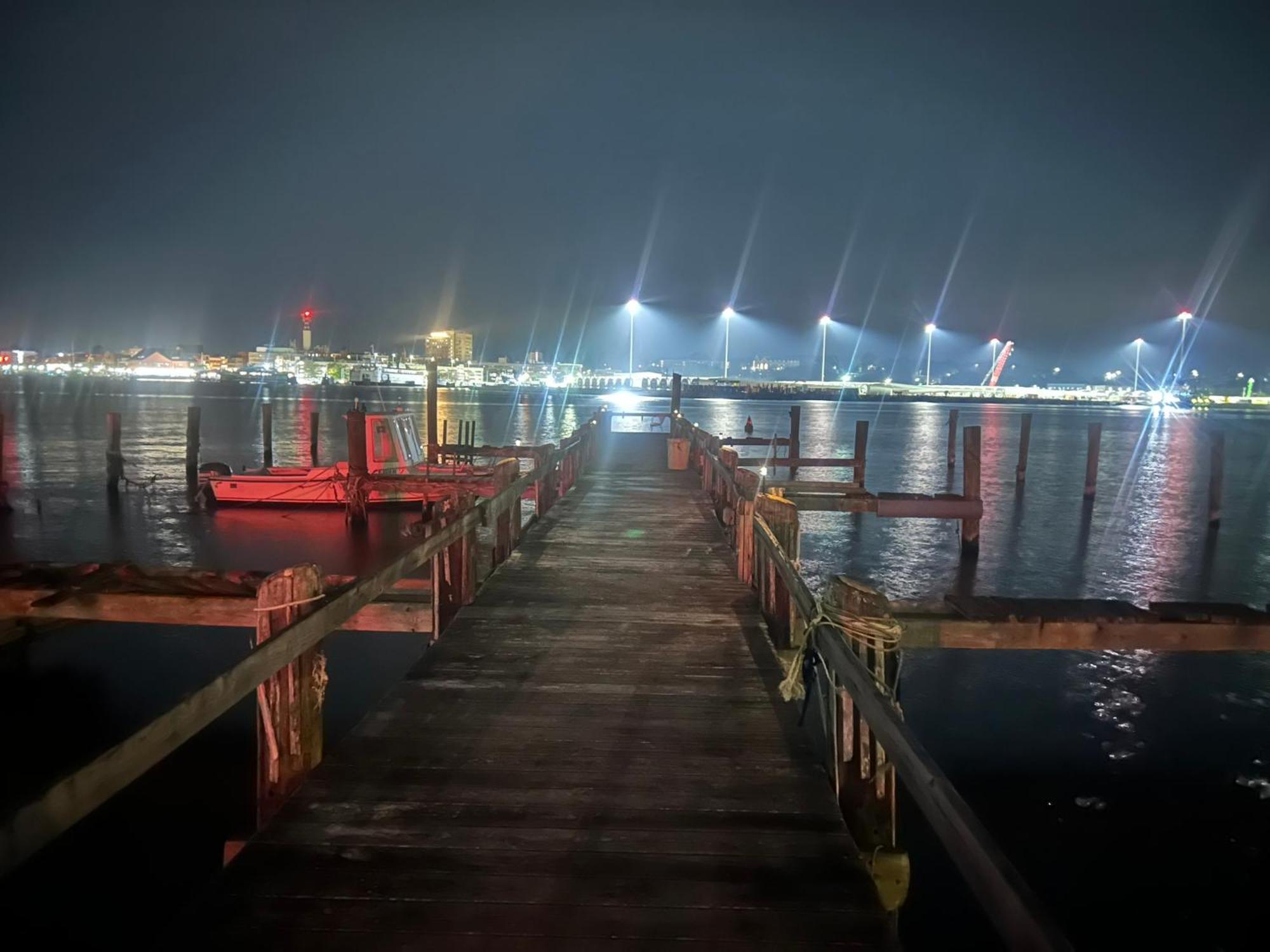 Thames Inn And Marina 格罗顿 外观 照片